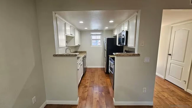 12091 Alta Carmel Ct San Diego, CA 92128 photo 4