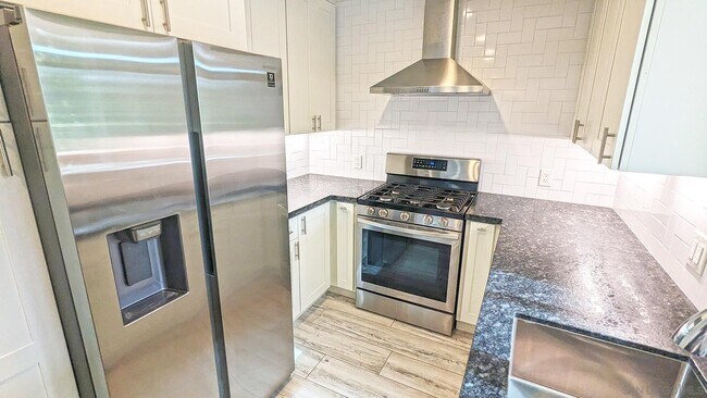 4163 Marian St La Mesa, CA 91941