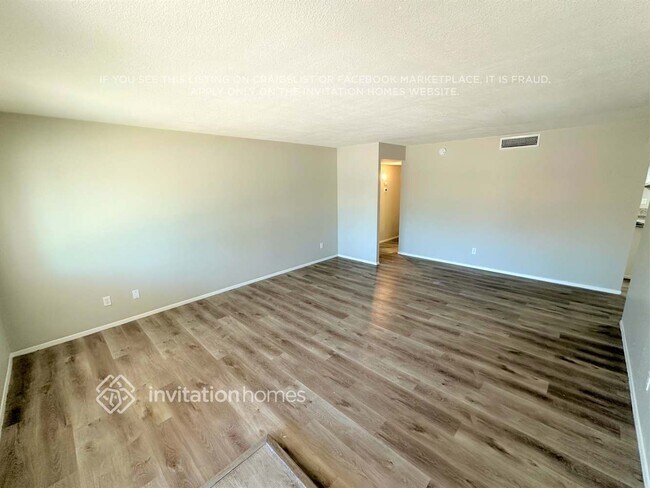617 E Carmen St Tempe, AZ 85283 photo 2