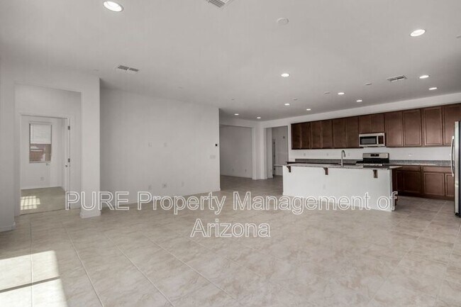 23970 N 148th Dr Sun City West, AZ 85387 photo 3