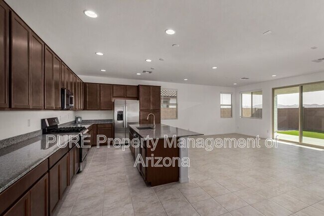 23970 N 148th Dr Sun City West, AZ 85387 photo 2