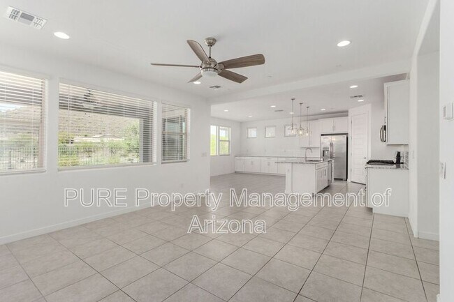 12546 W Cassia Trail Peoria, AZ 85383 photo 2