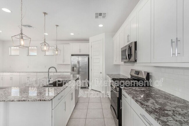 12546 W Cassia Trail Peoria, AZ 85383 photo 4