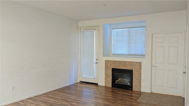 41410 Juniper St Murrieta, CA 92562 photo 5