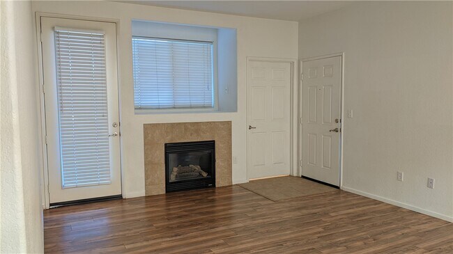 41410 Juniper St Murrieta, CA 92562 photo 4
