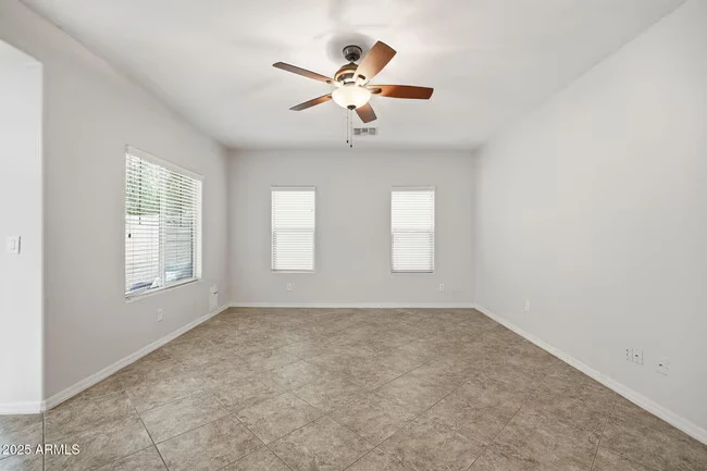 3640 W Muirfield Ct Anthem, AZ 85086 photo 5