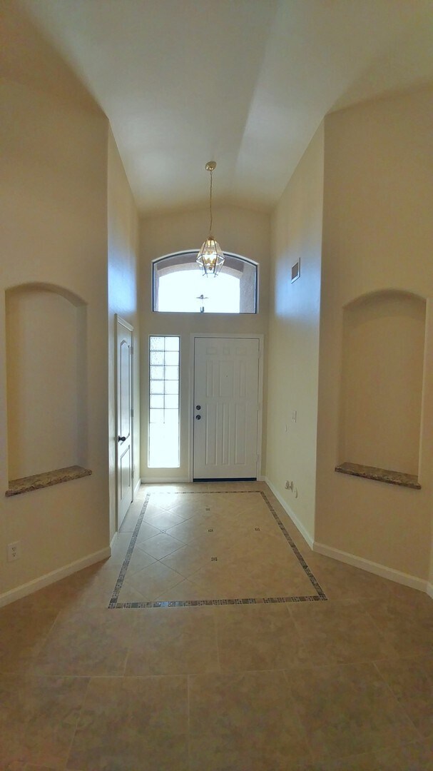 1004 W Dexter Way San Tan Valley, AZ 85143 photo 4