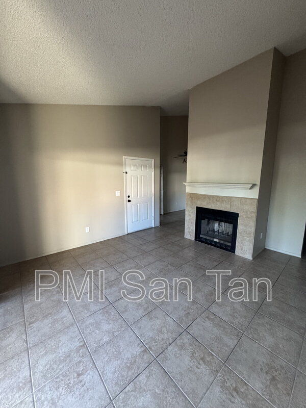 3030 S Alma School Rd Mesa, AZ 85210 photo 4