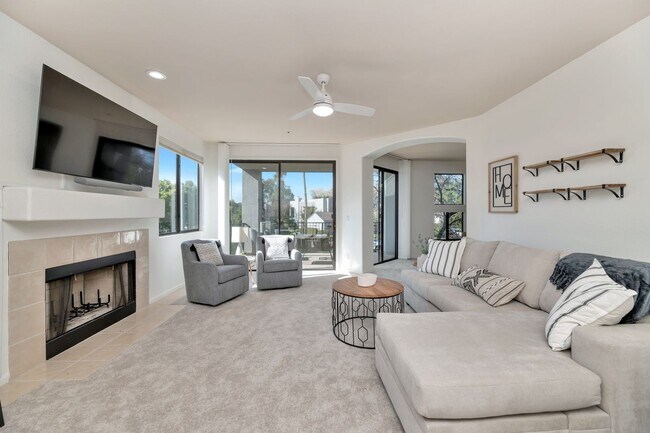7720 E Gainey Ranch Rd Scottsdale, AZ 85258 photo 4