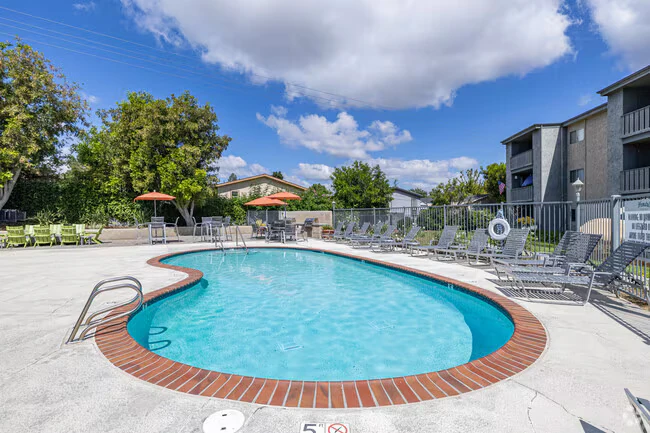 Hendrix Apartments - A 55+ Lifestyle Community photo 5