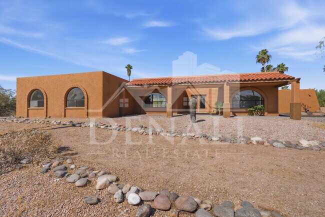 10643 N Indian Wells Dr Fountain Hills, AZ 85268 photo 2