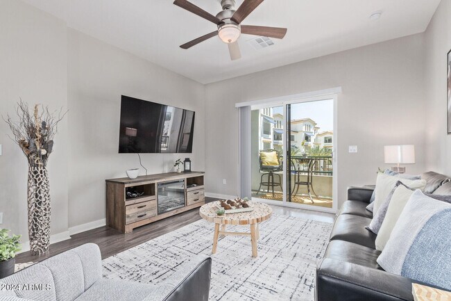 2511 W Queen Creek Rd Chandler, AZ 85248 photo 2