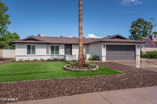 6016 E Evans Dr photo 2
