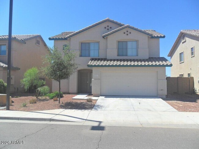 3 Beds, 1,938 Sqft photo 2
