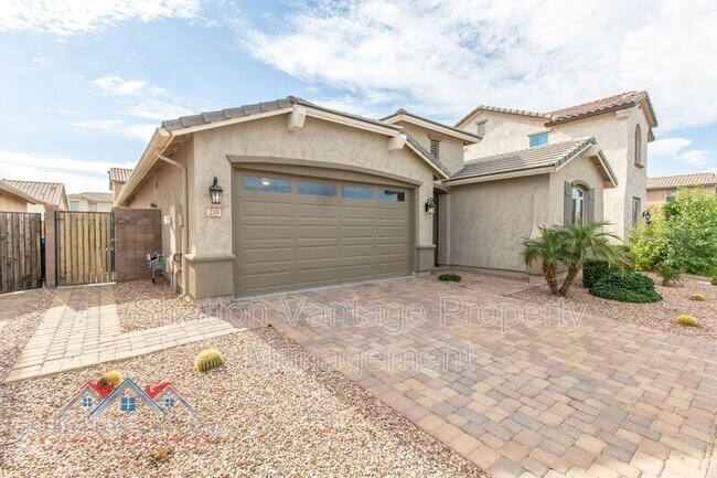 219 E Horseshoe Dr Chandler, AZ 85249 photo 3