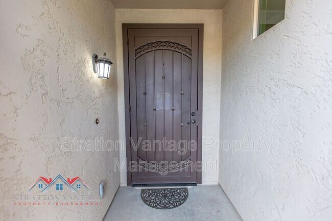 219 E Horseshoe Dr Chandler, AZ 85249 photo 5