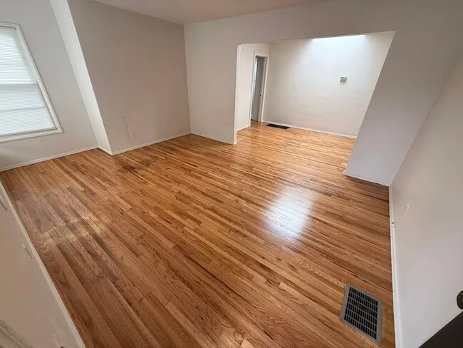 4334 60th St San Diego, CA 92115 photo 2