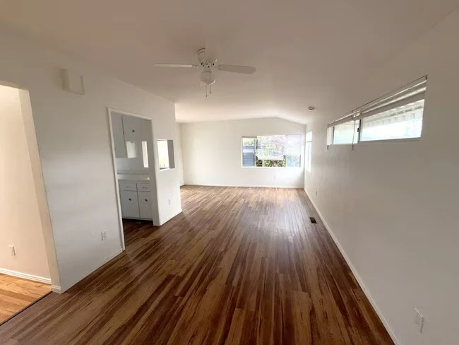 4334 60th St San Diego, CA 92115 photo 3