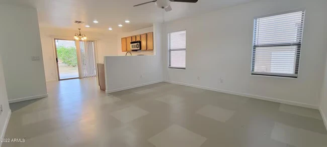 45556 W Amsterdam Rd photo 2