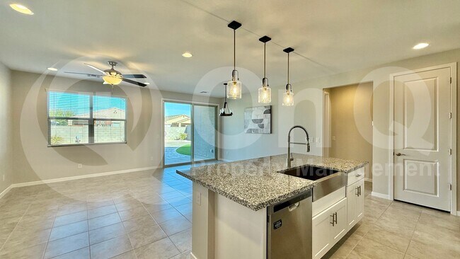 5642 W Rainwater Dr Phoenix, AZ 85339 photo 5