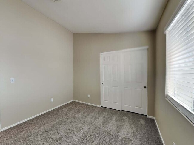 3122 S Penrose Ct Gilbert, AZ 85295