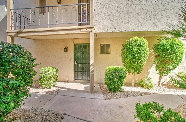 4850 N 73rd St Scottsdale, AZ 85251 photo 2