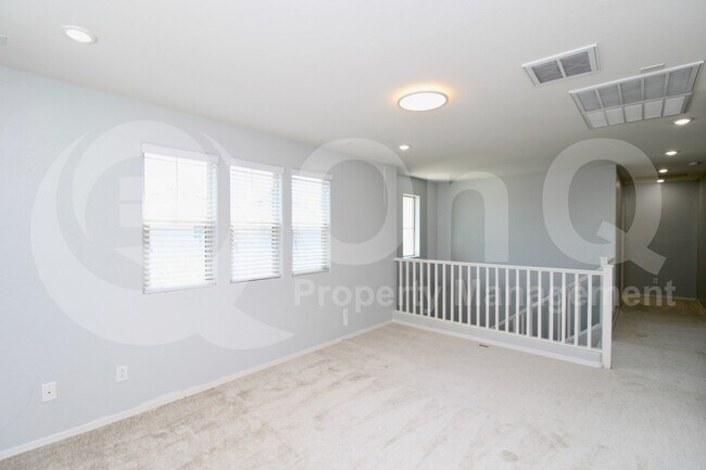 2968 S Washington St Chandler, AZ 85286 photo 4