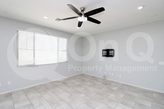 2968 S Washington St Chandler, AZ 85286 photo 2