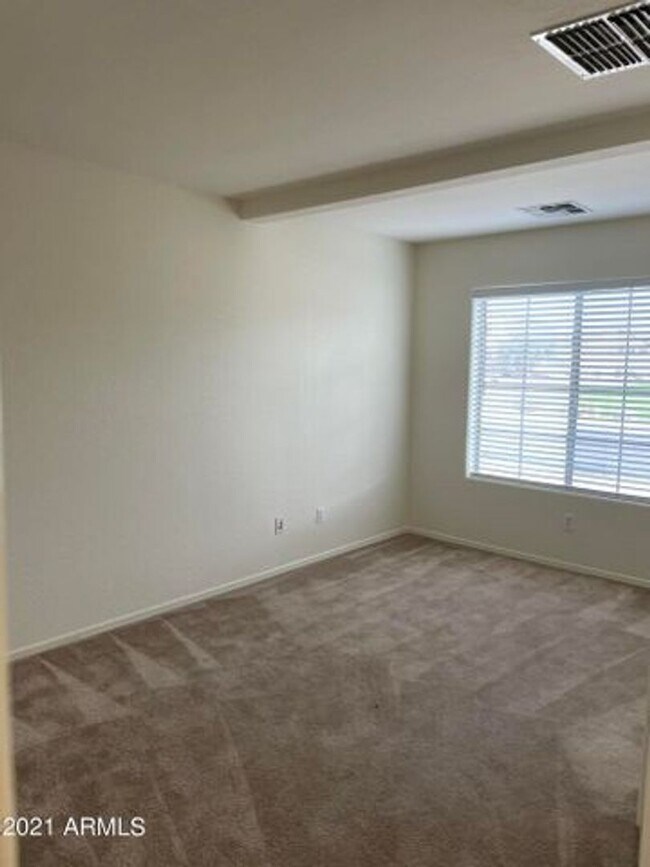 42114 N 44th Dr Phoenix, AZ 85086 photo 5