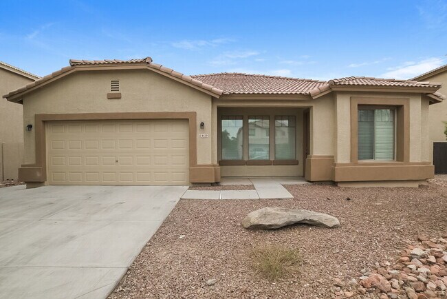 4439 W Apollo Rd photo 2