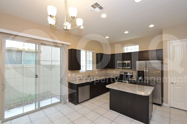 1367 S Country Club Dr Mesa, AZ 85210 photo 5