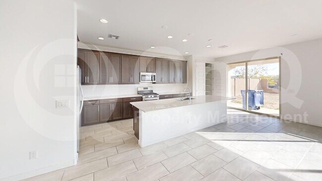9213 W Roma Ave Phoenix, AZ 85037 photo 3