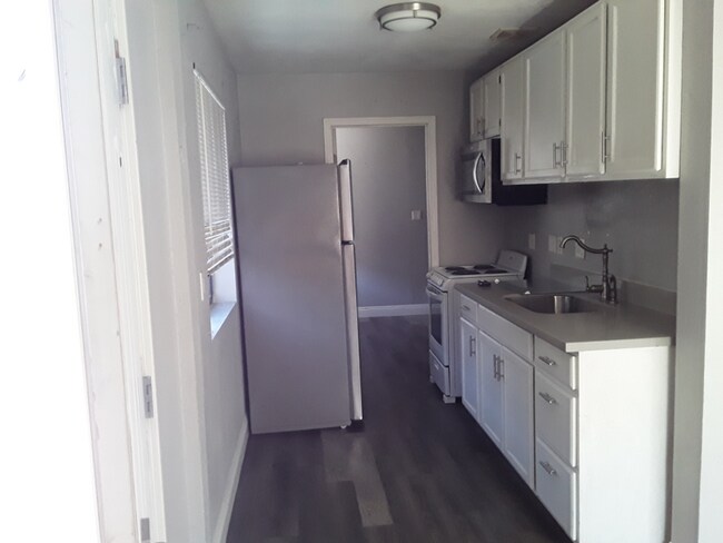 2627 N 27th St Phoenix, AZ 85008 photo 5