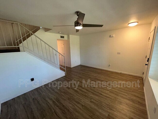 9831 S 48th Way Phoenix, AZ 85044 photo 4