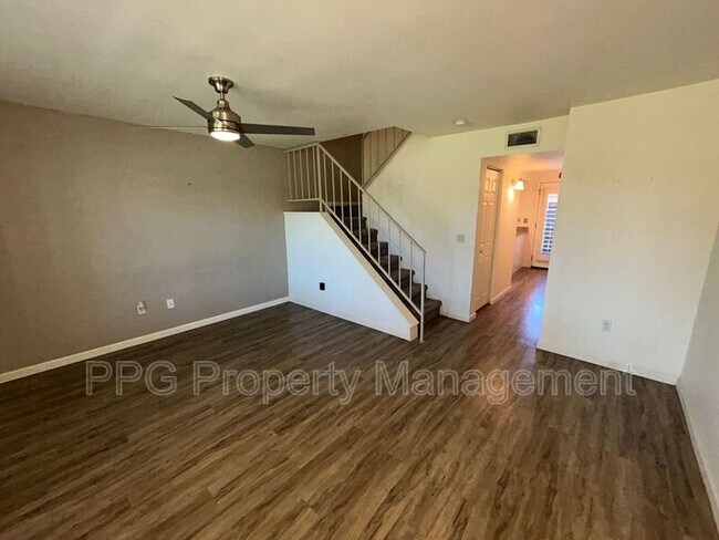 9831 S 48th Way Phoenix, AZ 85044 photo 3