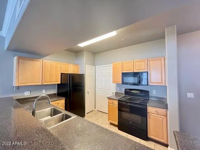 19777 N 76th St Scottsdale, AZ 85255 photo 3