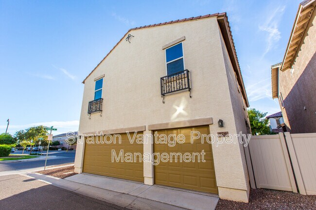 976 S Adam Way Gilbert, AZ 85296 photo 5