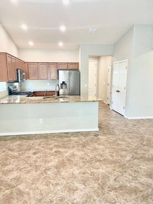 3150 S Santa Rita Way Chandler, AZ 85286 photo 5