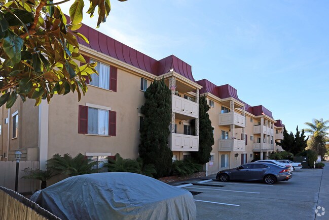 Diamond Pacific Luxury Apartments photo 5