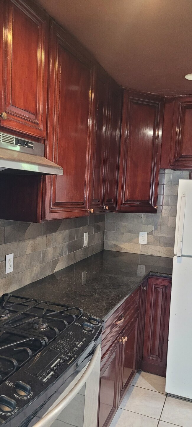 1852 Robin Ln Concord, CA 94520 photo 2