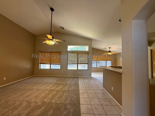 1021 W Park Ave Gilbert, AZ 85233 photo 4