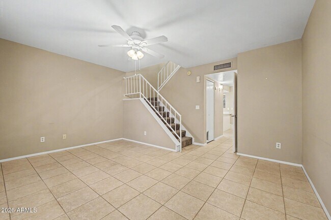 4849 E Kachina Trail Phoenix, AZ 85044 photo 4