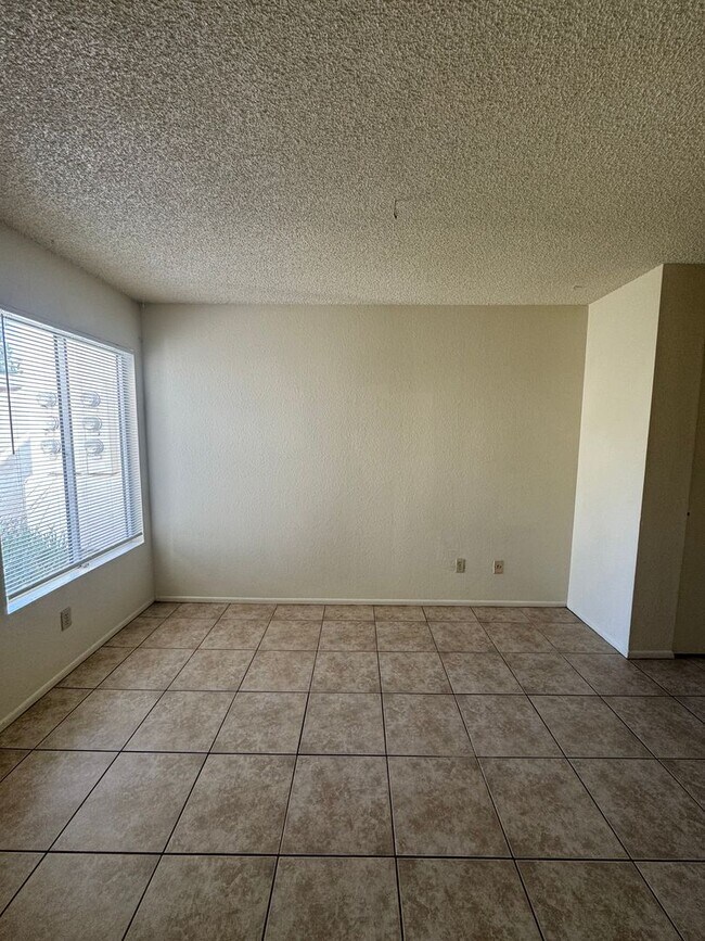 4730 W Northern Ave Glendale, AZ 85301 photo 5