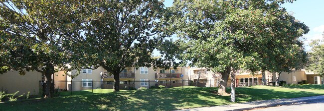 DOVER WOODS SENIOR APARTMENTS photo 5