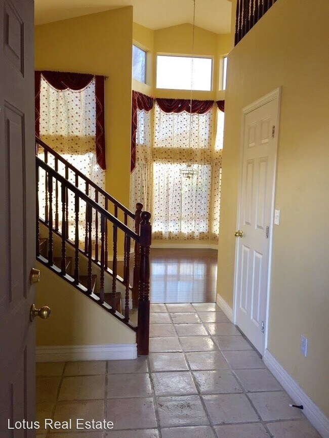 2127 E Nighthawk Way Phoenix, AZ 85048 photo 4