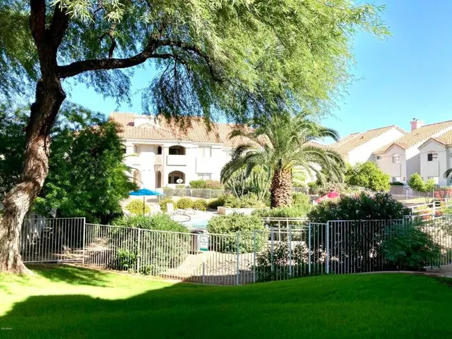 10401 N 52nd St Paradise Valley, AZ 85253 photo 3