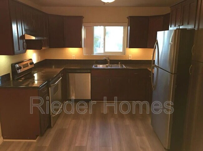 5252 Orange Ave San Diego, CA 92115 photo 3