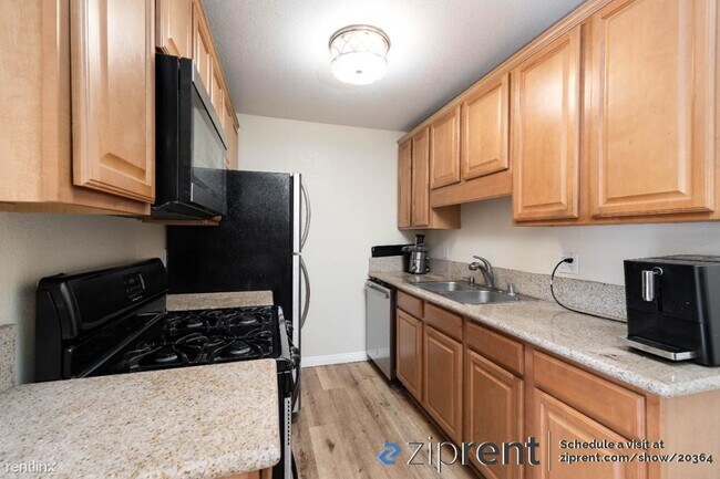 1351 Holly Ave Imperial Beach, CA 91932 photo 4