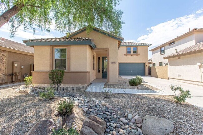 1701 W Flamingo Dr Chandler, AZ 85286 photo 2