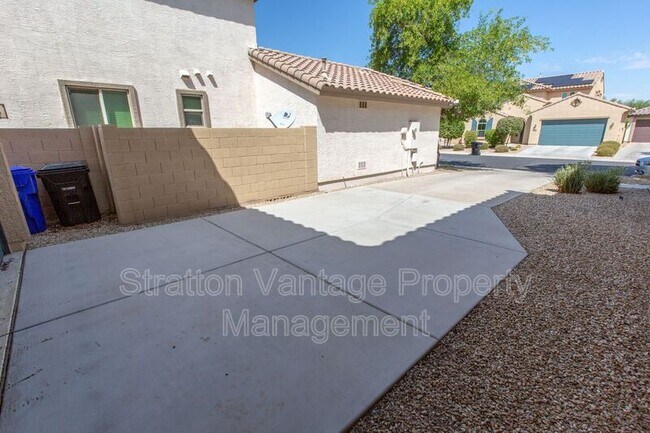 1701 W Flamingo Dr Chandler, AZ 85286 photo 4